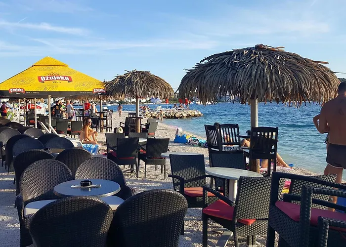 Apartman By The Sea Okrug Gornji, Ciovo - 23946 *
